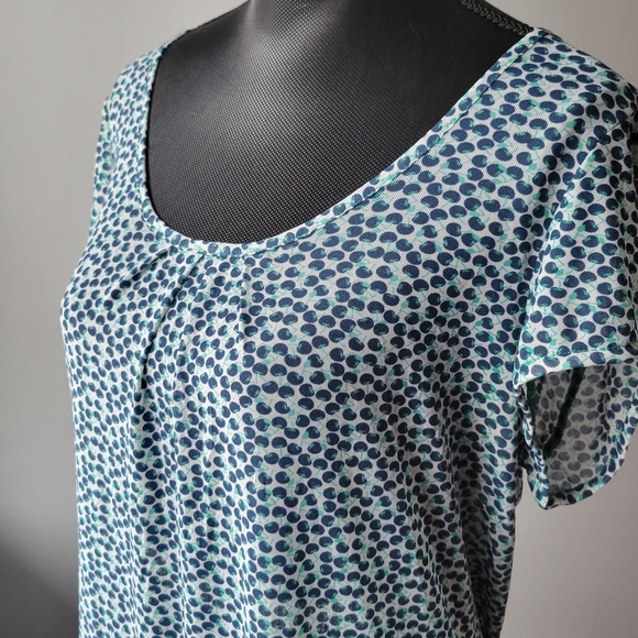 Reitmans Mesh Cherry Blouse sz M - Picture 4 of 11